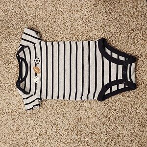 Carter's- Onesie- 9m
